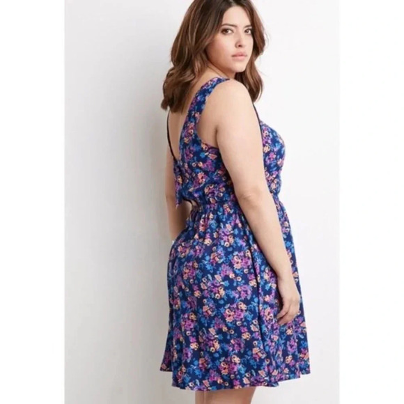 Forever 21 Floral Print Tie-back Sleeveless Purple and Blue Mini Halter Dress - Picture 10 of 16